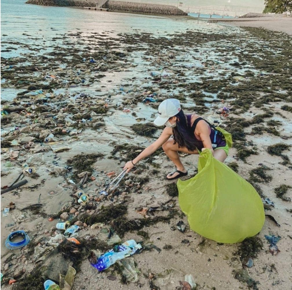 Beach and nature clean up in singapore